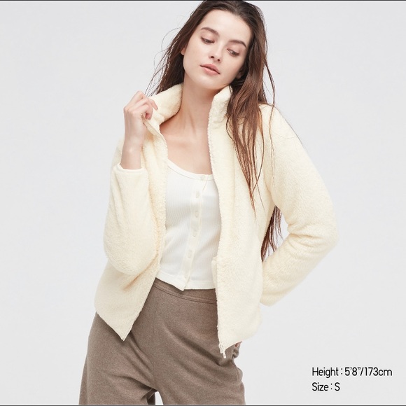Uniqlo Jackets & Blazers - Uniqlo fluffy yarn fleece full-zip jacket